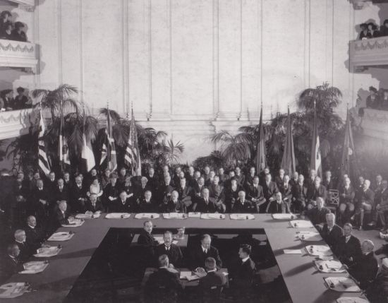 1921年召开的商议限制各国海军军备问题的华盛顿会议