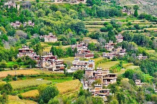 不跟随大众 自驾去一些小众又美丽的景点