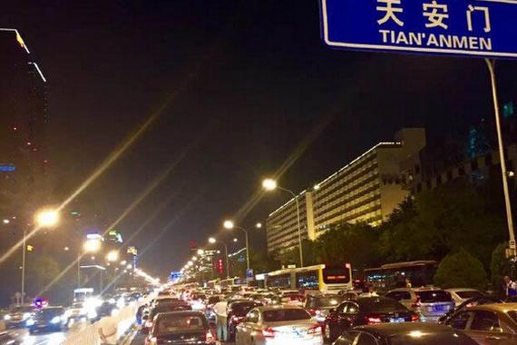 北京拥堵费借鉴新加坡:日收费至少20元