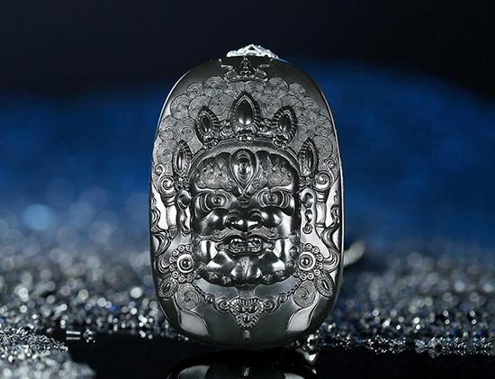 中国の玉石の彫り物 中国 玉石翡翠彫刻 神獣果実刻 根付 紙鎮 置物 C R5855 - メルカリ