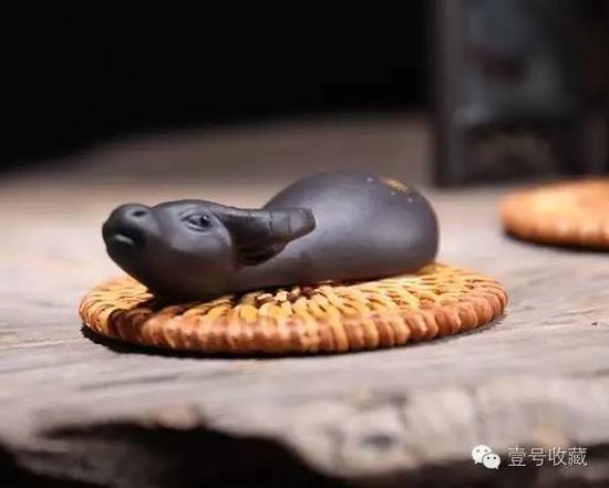 小牛描金茶宠