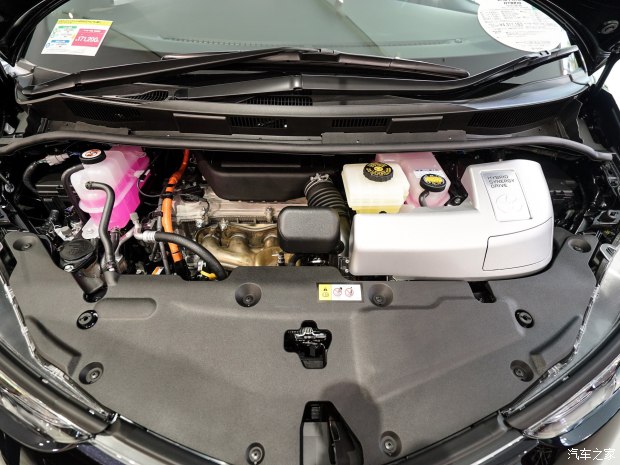 前脸造型更为夸张 图说丰田新款ESTIMA