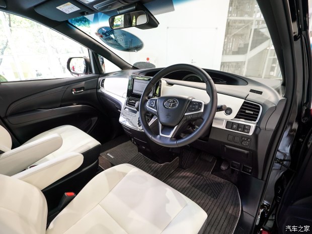 前脸造型更为夸张 图说丰田新款ESTIMA