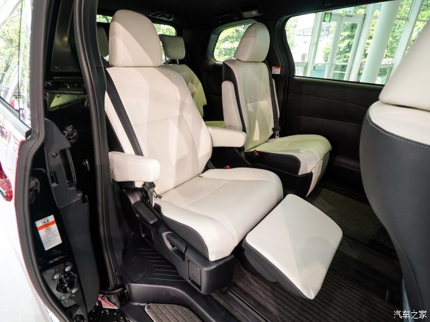 前脸造型更为夸张 图说丰田新款ESTIMA