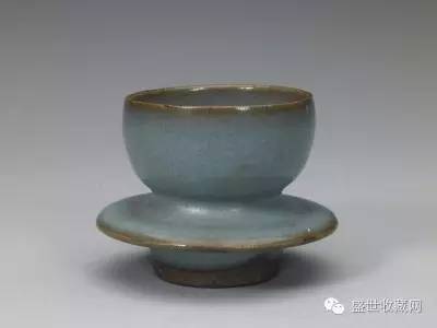 鈞窯天藍釉盞托 北宋