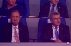 不困，就闭会儿眼~啊咧！