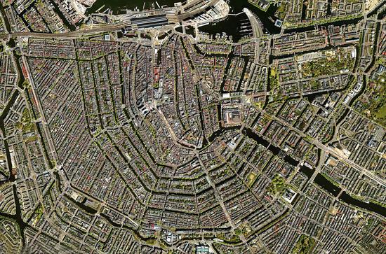 荷兰阿姆斯特丹的运河系统