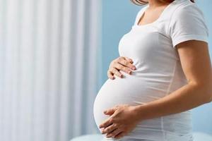 孕妇产前大出血 专家23分钟救两命