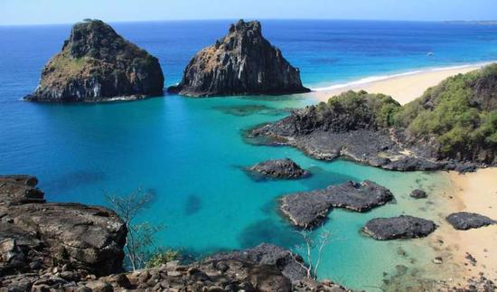 No.1 巴西Baia do Sancho海滩(Baia do Sancho, Fernando de Noronha, Brazil)