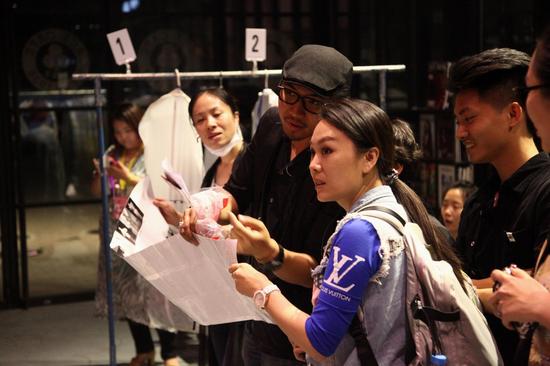 湖北美术学院服装毕业设计专场北京举行|艺术