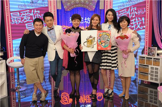 黑龙江卫视《美丽俏佳人》主持人、嘉宾合照