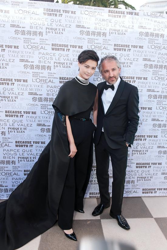 李宇春与欧莱雅全球总裁Cyril Chapuy