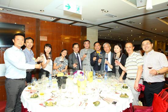祝福中国葡萄酒