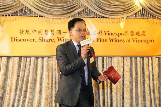 邝英志先生高度称赞了中国葡萄酒的成长和进步,并对其潜力和未来充满信心