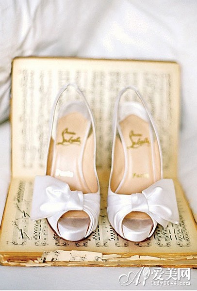 白色新娘鞋