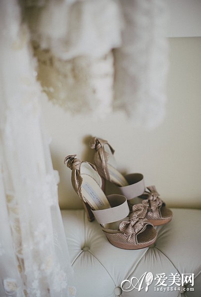 复古新娘鞋