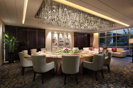 全新上海宝华万豪酒店 于旗下四家食府呈献美食饕餮盛宴 