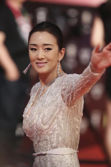 巩俐上海国际电影节珠宝造型全解析|巩俐珠宝