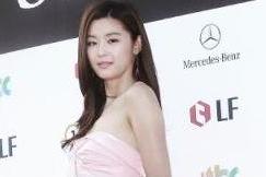 全智贤仍代言中国水