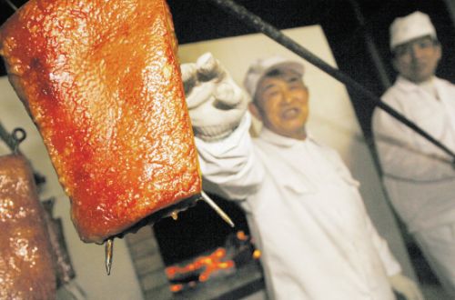 久违了的炉肉又回到老北京人的餐桌上