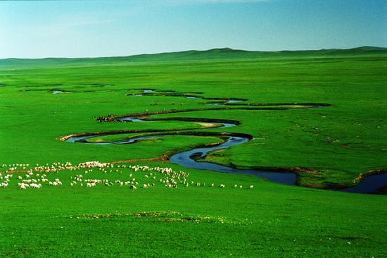 锡林郭勒草原上的玉带河
