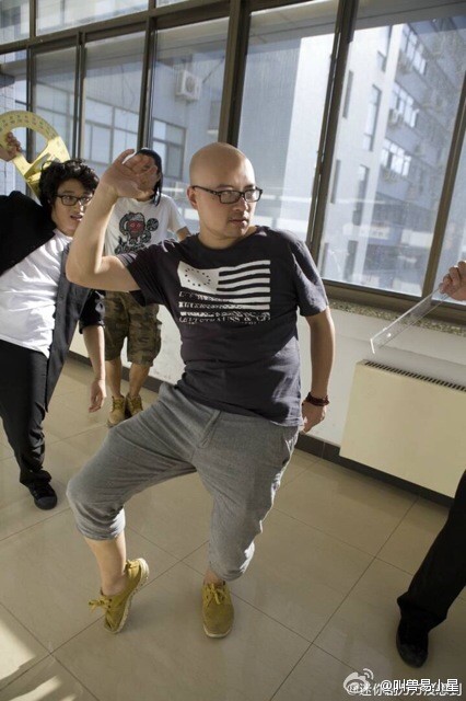  叫兽 易 小星 :欢笑背后的彷徨-手机 新浪网 