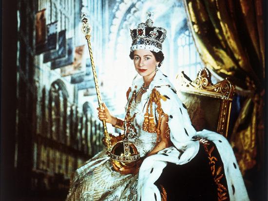 优雅权贵 5位皇室女人的传世冠冕_中国珠宝行