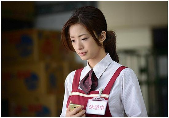 人妻学学上户彩 日系美颜主妇范儿也是蛮美的 |上户彩|昼颜|日系_新浪时尚_新浪网