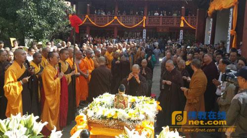 云南鸡足山九莲寺住持常应法师荼毗法会举行