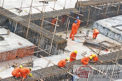 轨道5号线湖霞街站开始主体施工。