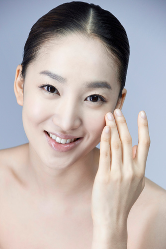 护肤鸡肋or倍效神器 肌底液你真的会用吗