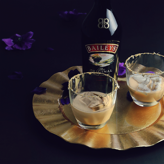 百利甜酒女王礼盒 蜜在一起做女王|百利|甜酒|闺蜜_新浪时尚_新浪网