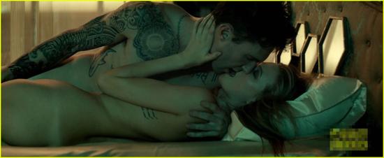 骚当MV与超模老婆全裸肉搏