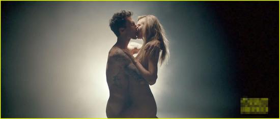 骚当MV与超模老婆全裸肉搏