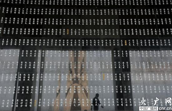 探访四川全国最大红军烈士陵园