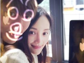 贾乃亮李小璐秀恩爱