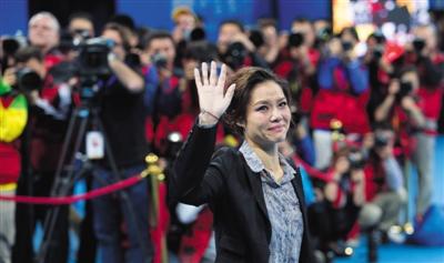李娜昨晚正式告別賽場，告別球迷，數(shù)次落淚。圖/Osports