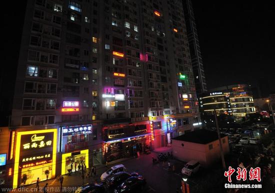 武汉一栋居民楼中 开了24家旅店