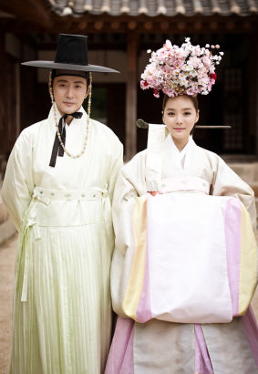 高梓淇曝韩式婚照 婚前倒计时心情忐忑