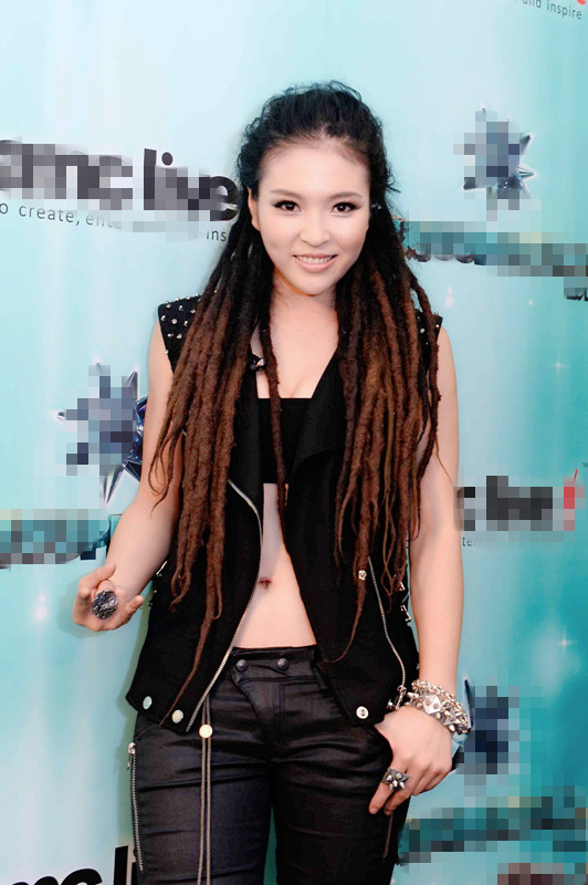 毕夏受邀新加坡比赛+翻唱摇滚ep将面世