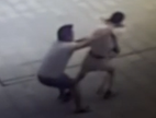 武漢男當妻兒面猛踹老人
