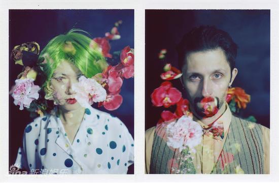 简迷离艺术照花絮曝光 张亚东变摇滚范儿