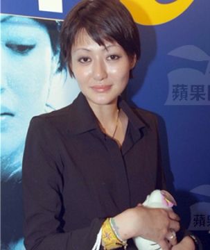 陈勋奇女儿坠楼前曾发陈宝莲照 称永不见