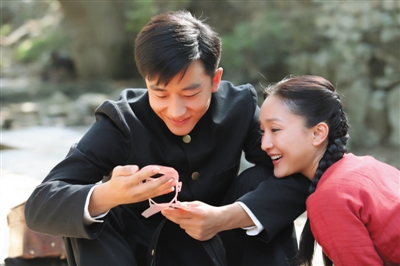 周迅《红高粱》开播 颠轿野合一个不少|莫言|红