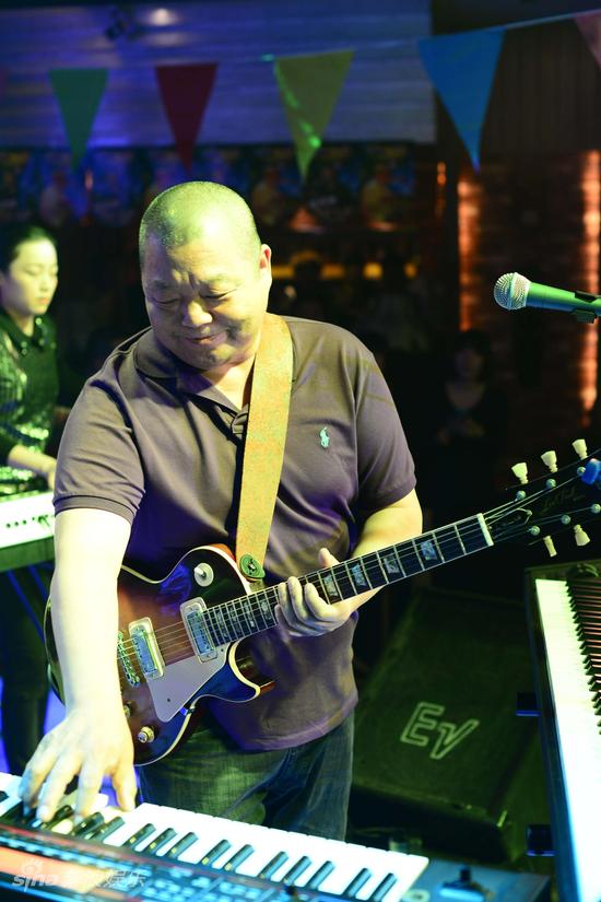 臧天朔银川歌友会落幕 演唱会蓄势待发|臧天朔