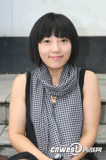 小楊 20歲 游客