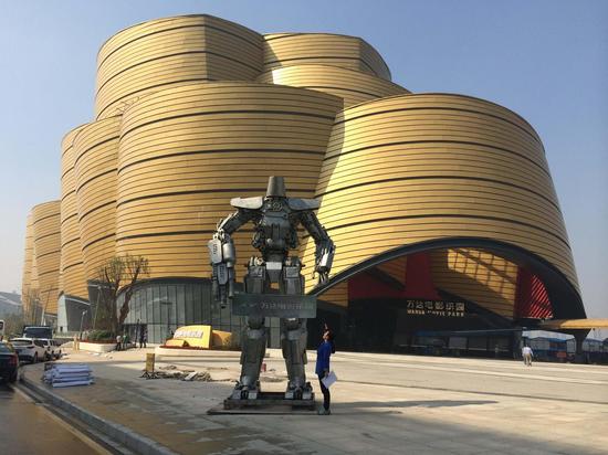 万达开创全球娱乐新时代 未来科技玩转电影