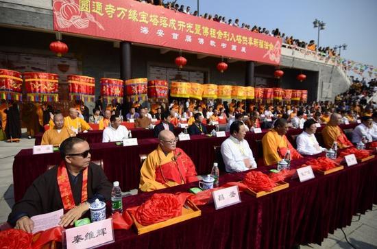 江苏海安圆通寺万缘宝塔开光暨佛舍利入塔供奉法会