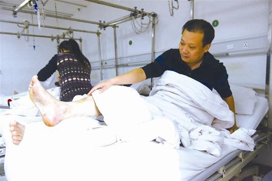 大冶民警带伤6小时抓捕嫌犯 脚后跟粉碎性骨折