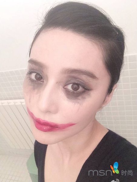 多多变艳后甜馨爱小红帽 今年万圣节明星扮了